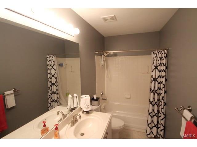 129 Arabian Path, Saint Peters, MO 63376 photo 24