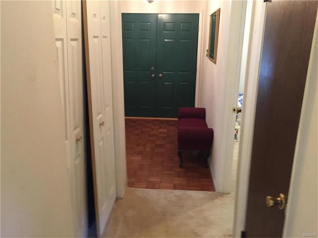 1241 Dorne Dr, Ballwin, MO 63021 photo 13