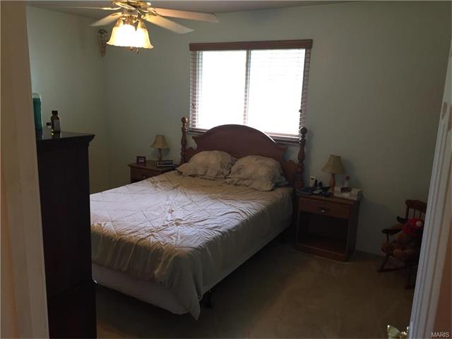 1241 Dorne Dr, Ballwin, MO 63021 photo 7