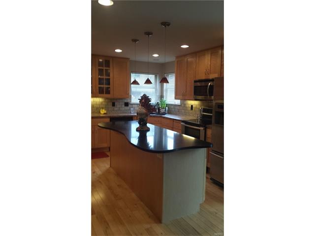 2 Fair Count Ct, O'fallon, MO 63368 photo 2