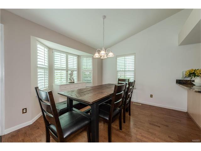 2575 Hickory Manor Dr, Ballwin, MO 63011 photo 6