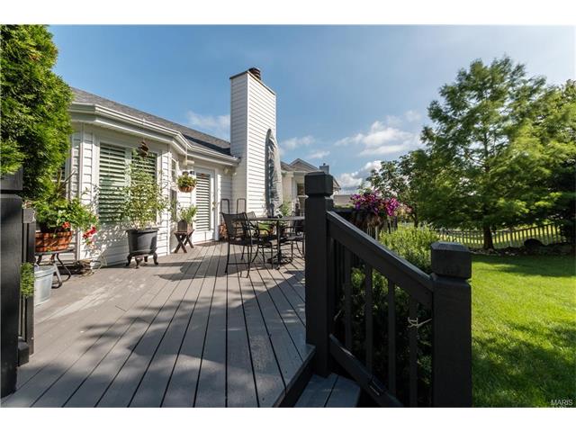 2575 Hickory Manor Dr, Ballwin, MO 63011 photo 16