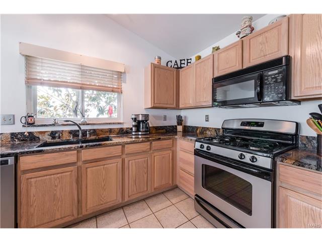 2575 Hickory Manor Dr, Ballwin, MO 63011 photo 8
