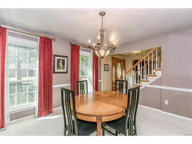 15517 Chequer Dr, Chesterfield, MO 63017 photo 8