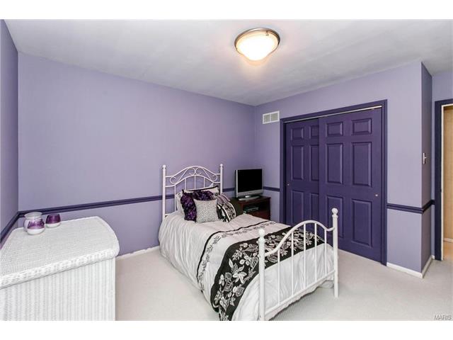 15517 Chequer Dr, Chesterfield, MO 63017 photo 32