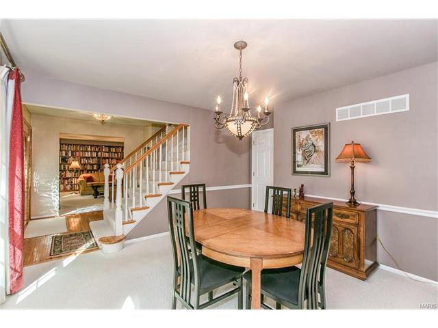 15517 Chequer Dr, Chesterfield, MO 63017 photo 6