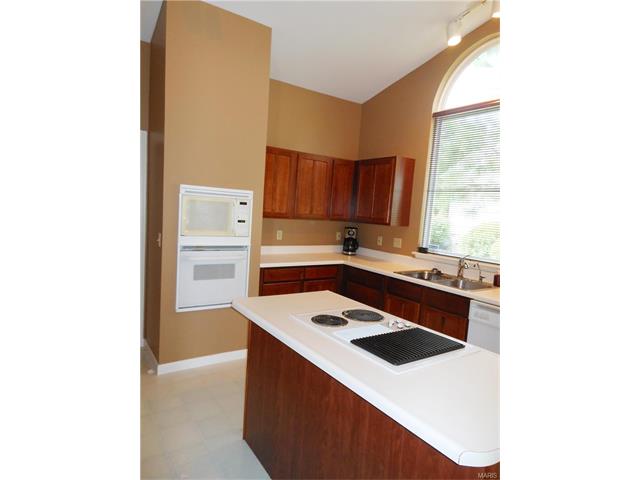 1024 Turtle Creek Dr, O'fallon, MO 63366 photo 17