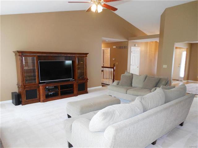 1024 Turtle Creek Dr, O'fallon, MO 63366 photo 7