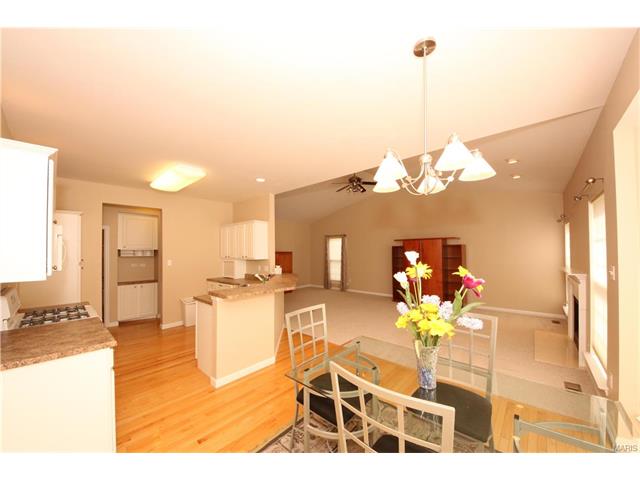 79 Eagle Cove Pl, Saint Charles, MO 63303 photo 8