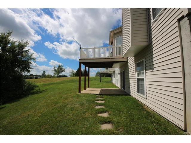 79 Eagle Cove Pl, Saint Charles, MO 63303 photo 4