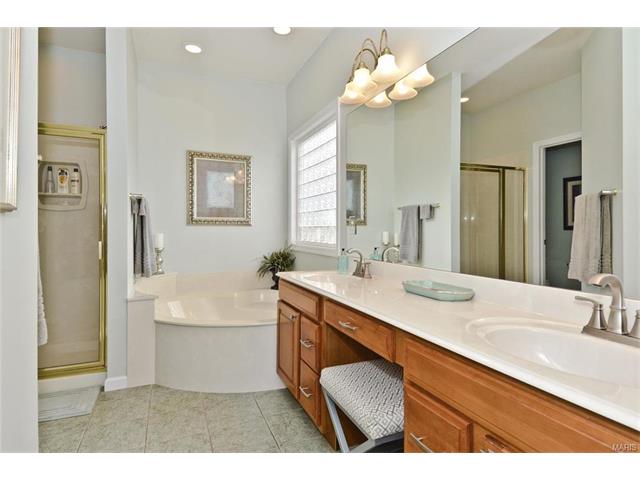 34 Rathfarnum Ln, Weldon Spring, MO 63304 photo 28