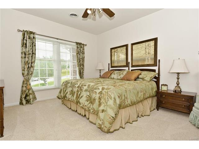 34 Rathfarnum Ln, Weldon Spring, MO 63304 photo 35