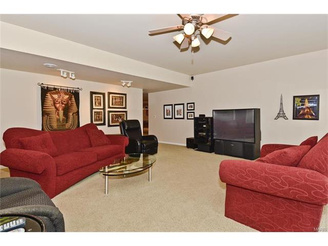 34 Rathfarnum Ln, Weldon Spring, MO 63304 photo 41