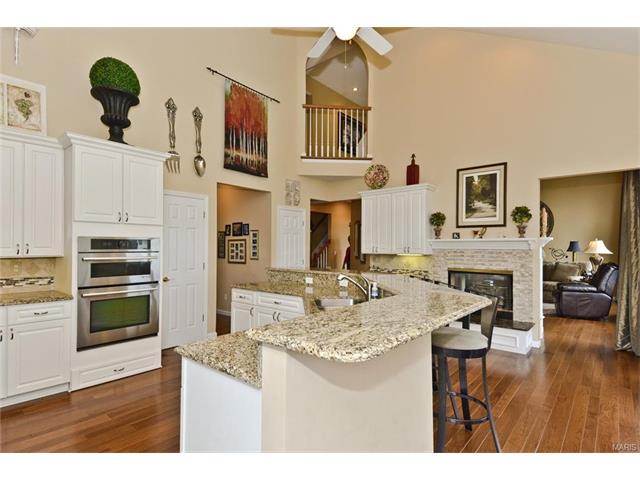34 Rathfarnum Ln, Weldon Spring, MO 63304 photo 5