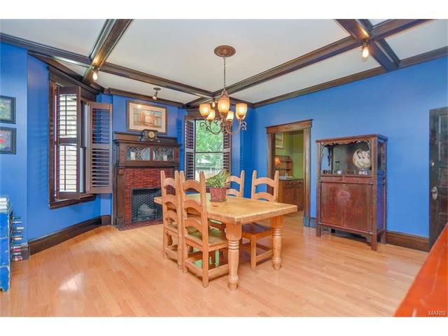 3670 Castleman Ave, Saint Louis, MO 63110 photo 8