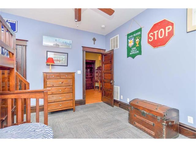 3670 Castleman Ave, Saint Louis, MO 63110 photo 30