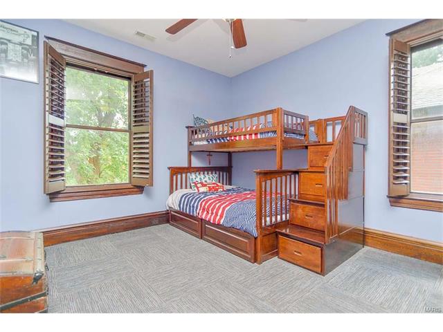 3670 Castleman Ave, Saint Louis, MO 63110 photo 29