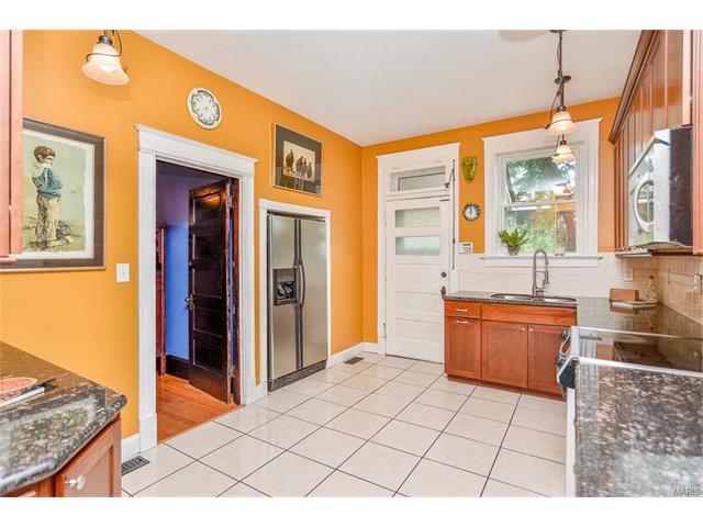 3670 Castleman Ave, Saint Louis, MO 63110 photo 14