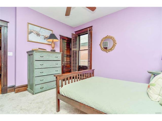 3670 Castleman Ave, Saint Louis, MO 63110 photo 27