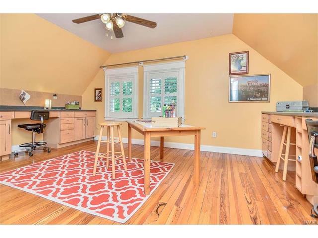 3670 Castleman Ave, Saint Louis, MO 63110 photo 35