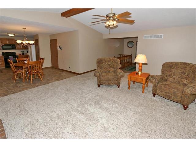 310 Bristol Pl, O'fallon, MO 63366 photo 6