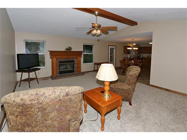 310 Bristol Pl, O'fallon, MO 63366 photo 3