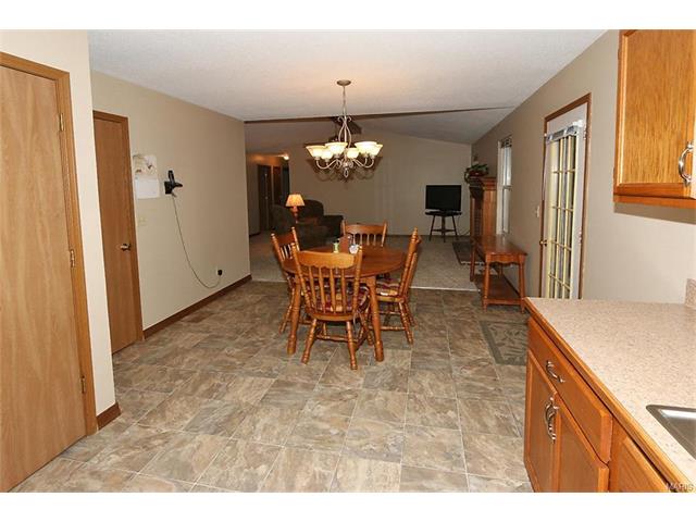 310 Bristol Pl, O'fallon, MO 63366 photo 11