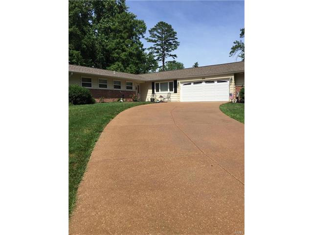 288 Geremma Dr, Ballwin, MO 63011 photo 1