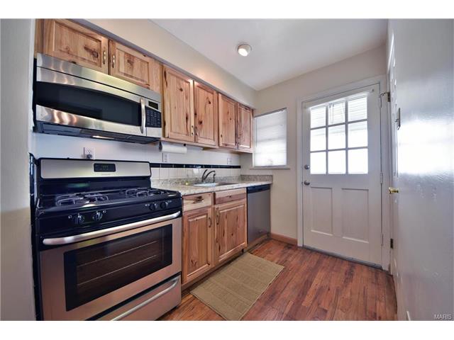7133 Sharp Ave, Saint Louis, MO 63116 photo 6