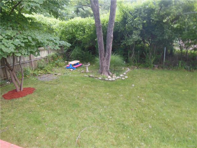 935 Brookvale Ter, Ballwin, MO 63021 photo 25