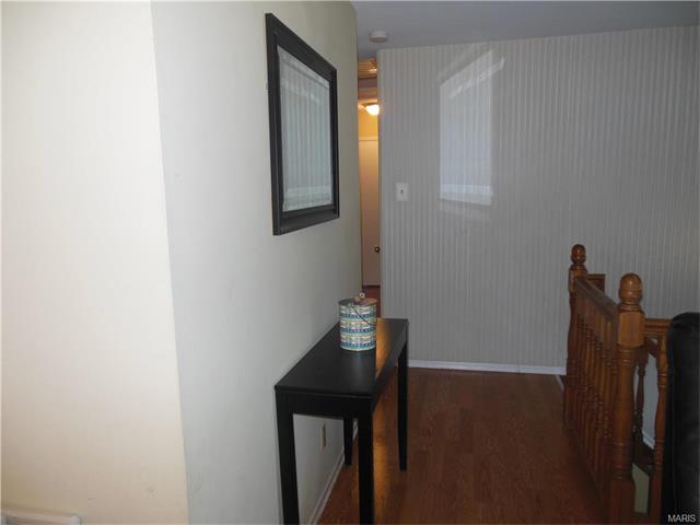 935 Brookvale Ter, Ballwin, MO 63021 photo 28