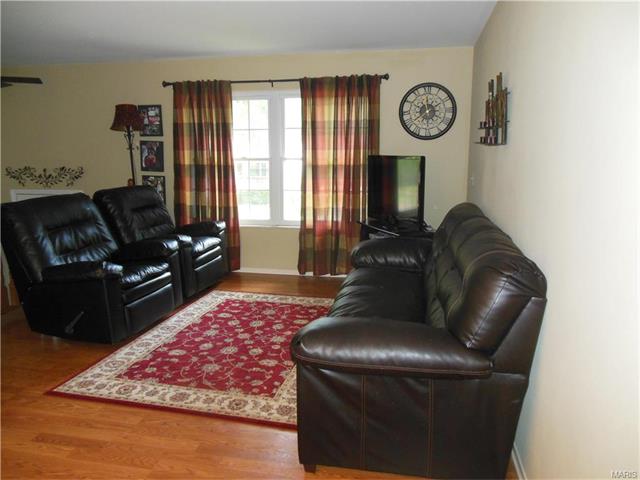 935 Brookvale Ter, Ballwin, MO 63021 photo 23
