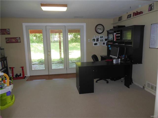 935 Brookvale Ter, Ballwin, MO 63021 photo 31