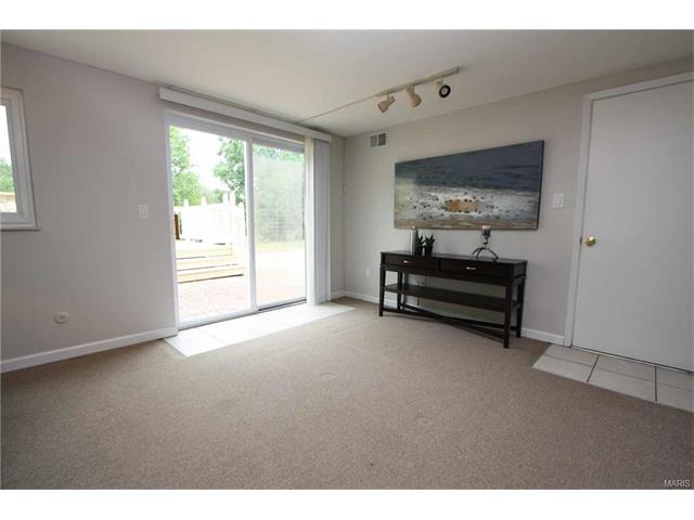 849 Forest Village Dr, Ballwin, MO 63021 photo 14