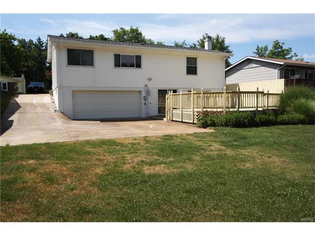849 Forest Village Dr, Ballwin, MO 63021 photo 16