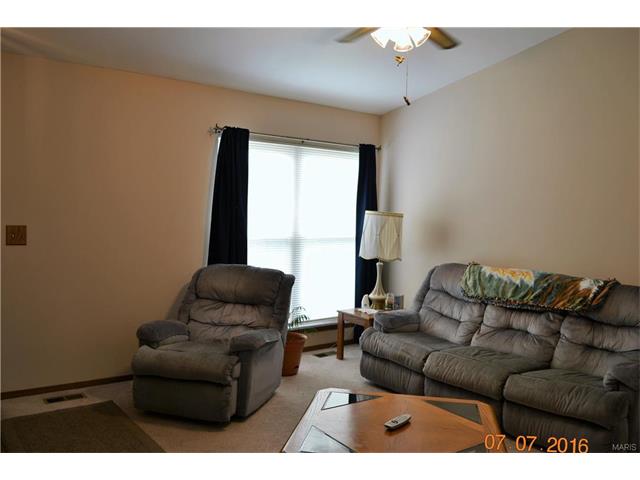 633 Sundance, O'fallon, MO 63368 photo 3
