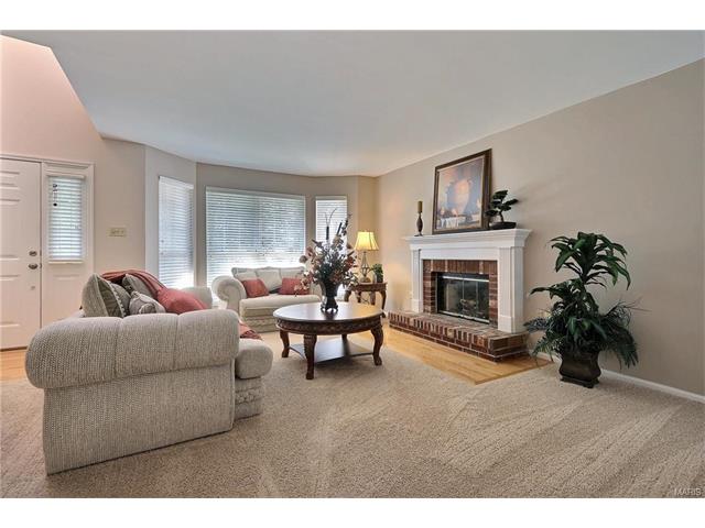 16764 Hickory Crest Dr, Wildwood, MO 63011 photo 4