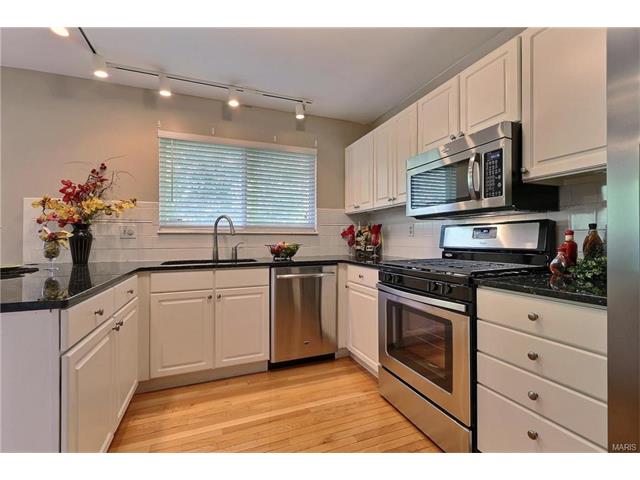 16764 Hickory Crest Dr, Wildwood, MO 63011 photo 8