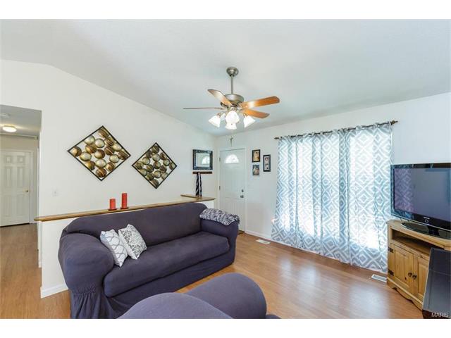1369 Wagon Wheel Trl, O'fallon, MO 63366 photo 4