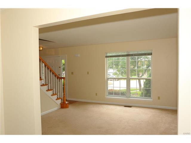 1408 Carriage Bridge Trl, Ballwin, MO 63021 photo 9