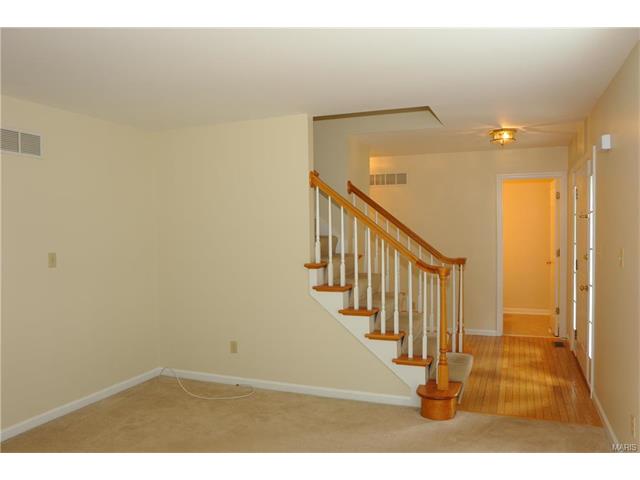 1408 Carriage Bridge Trl, Ballwin, MO 63021 photo 12