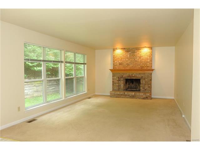 1408 Carriage Bridge Trl, Ballwin, MO 63021 photo 7