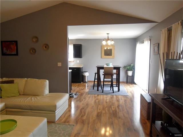 5 Alviston Ct, O'fallon, MO 63366 photo 5