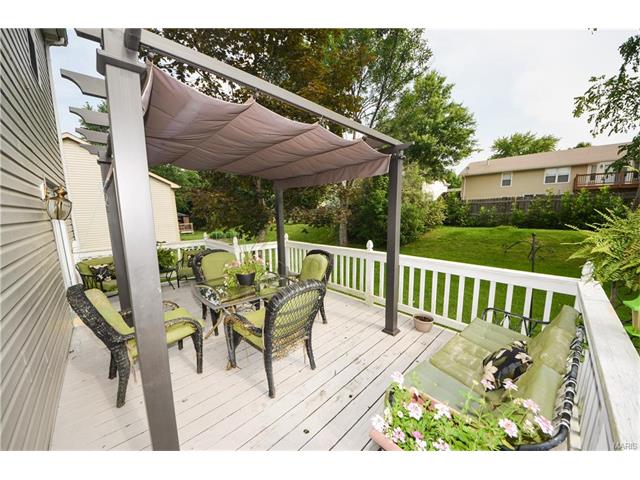 6421 Long Timber Dr, O'fallon, MO 63368 photo 4