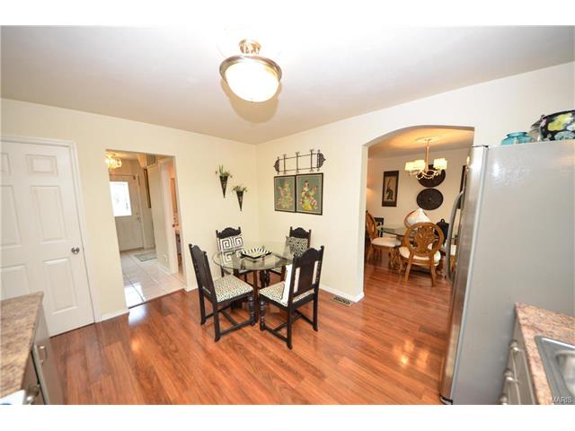 6421 Long Timber Dr, O'fallon, MO 63368 photo 11