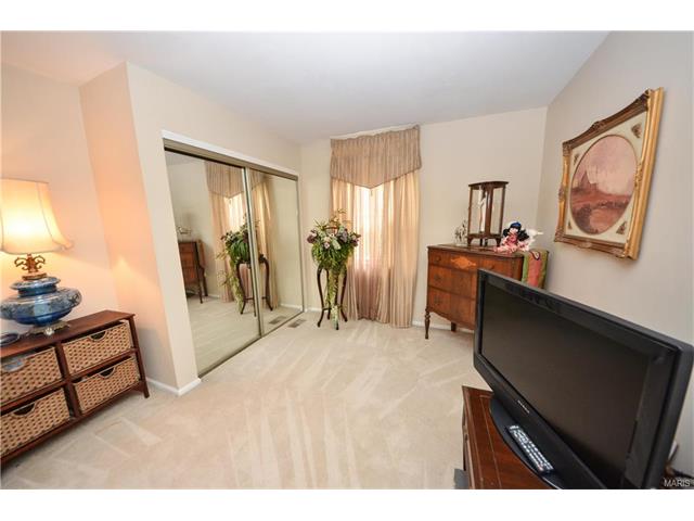 6421 Long Timber Dr, O'fallon, MO 63368 photo 19