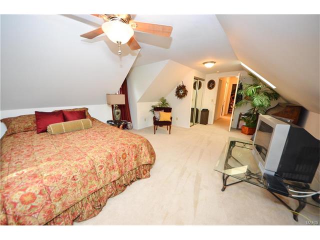 6421 Long Timber Dr, O'fallon, MO 63368 photo 15