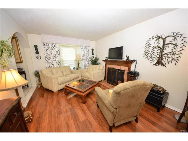 6421 Long Timber Dr, O'fallon, MO 63368 photo 7