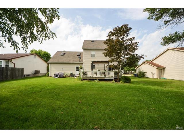 6421 Long Timber Dr, O'fallon, MO 63368 photo 3