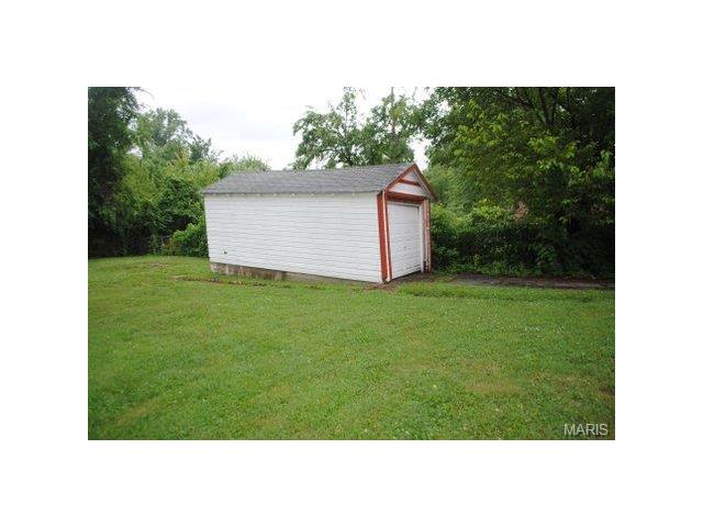 8326 Braddock, Saint Louis, MO 63132 photo 10